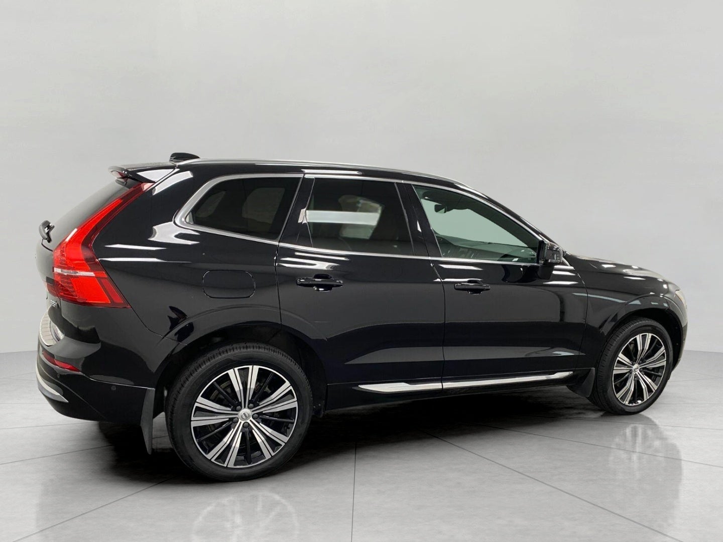 2022 Volvo XC60 B5 AWD Inscription