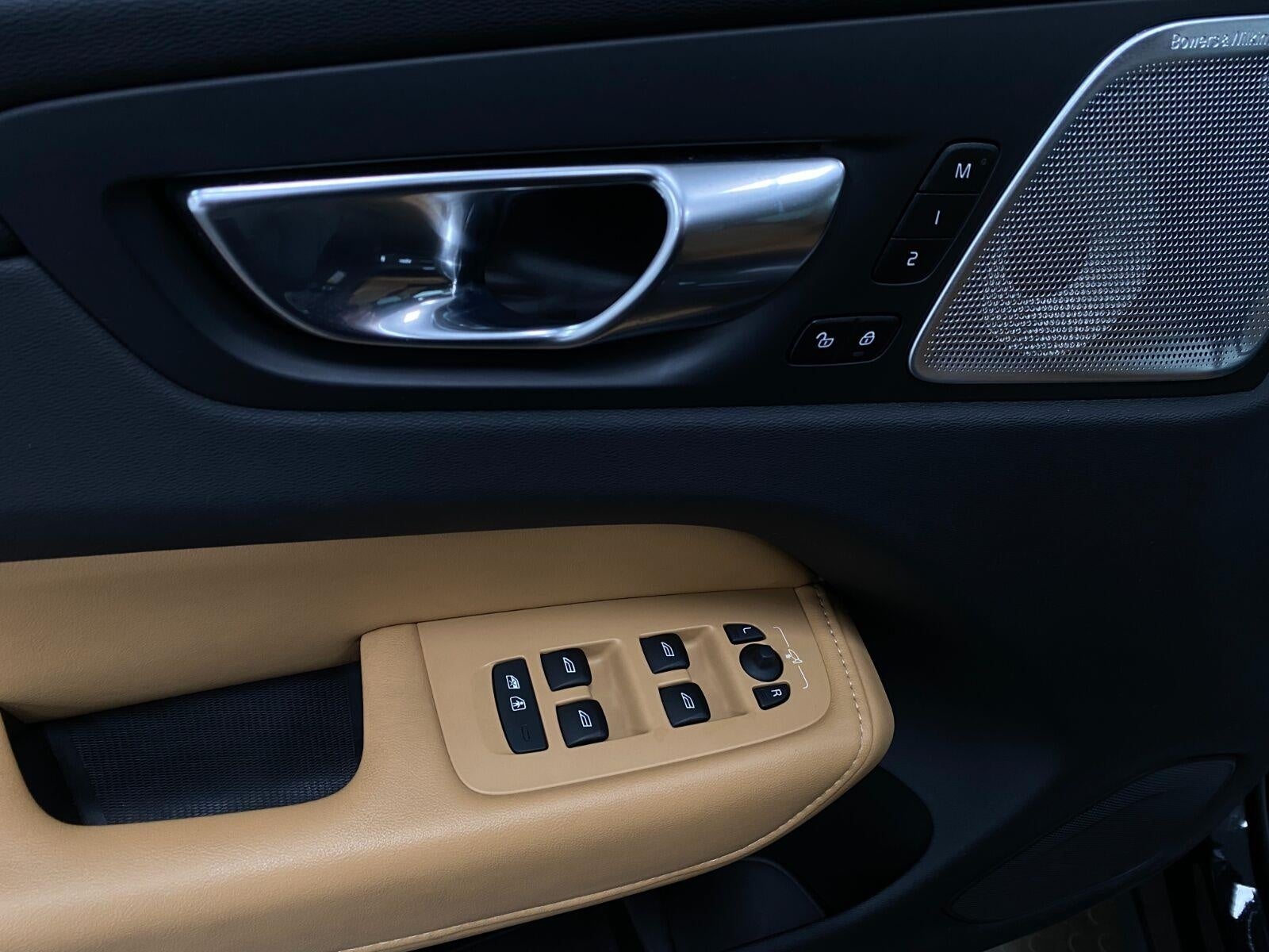 2022 Volvo XC60 B5 AWD Inscription