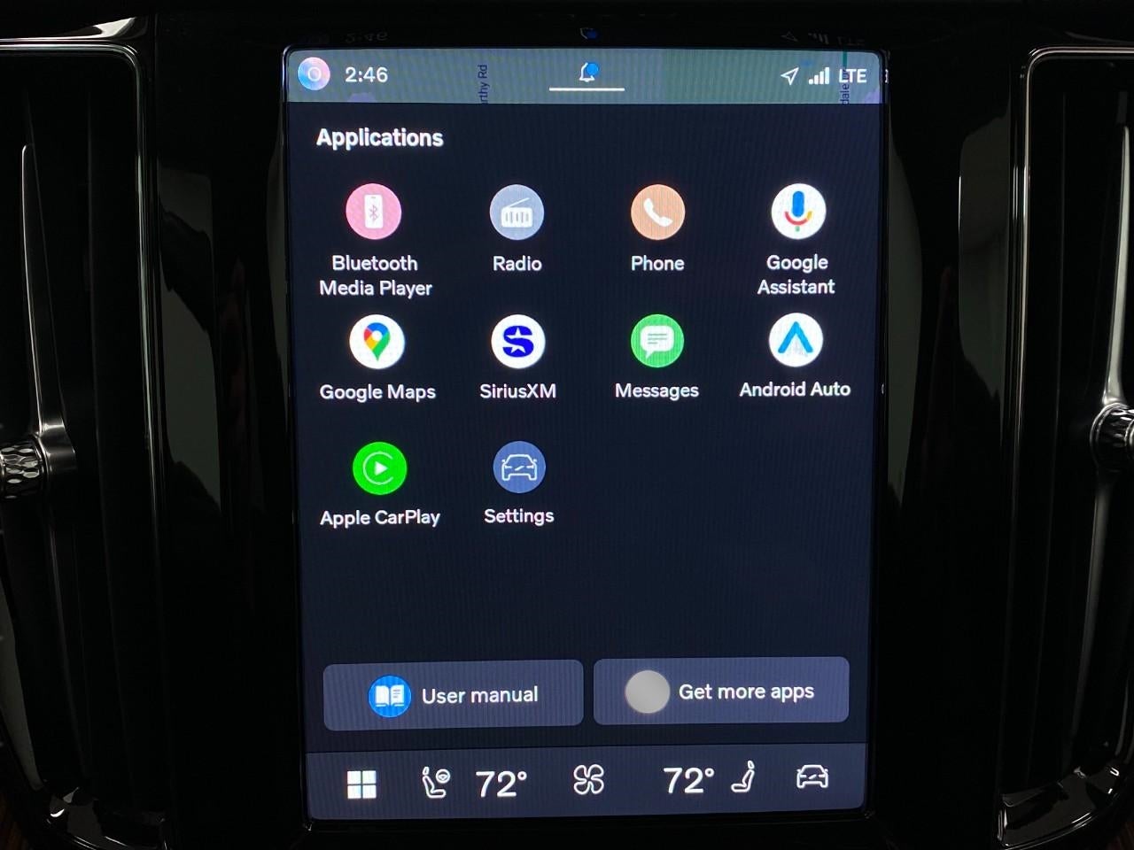 2024 Volvo XC60 B5 AWD Plus Dark Theme