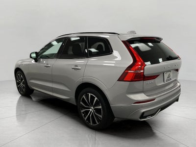 2024 Volvo XC60 B5 AWD Plus Dark Theme