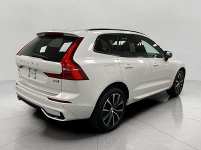 2023 Volvo XC60 B5 AWD Plus Dark Theme