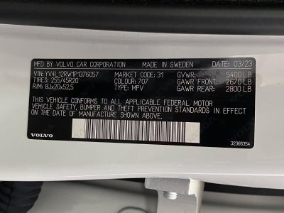2023 Volvo XC60 B5 AWD Plus Dark Theme