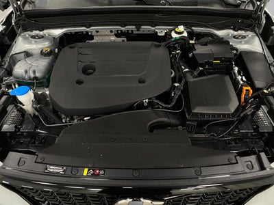 2026 Volvo XC40 B5 AWD Plus