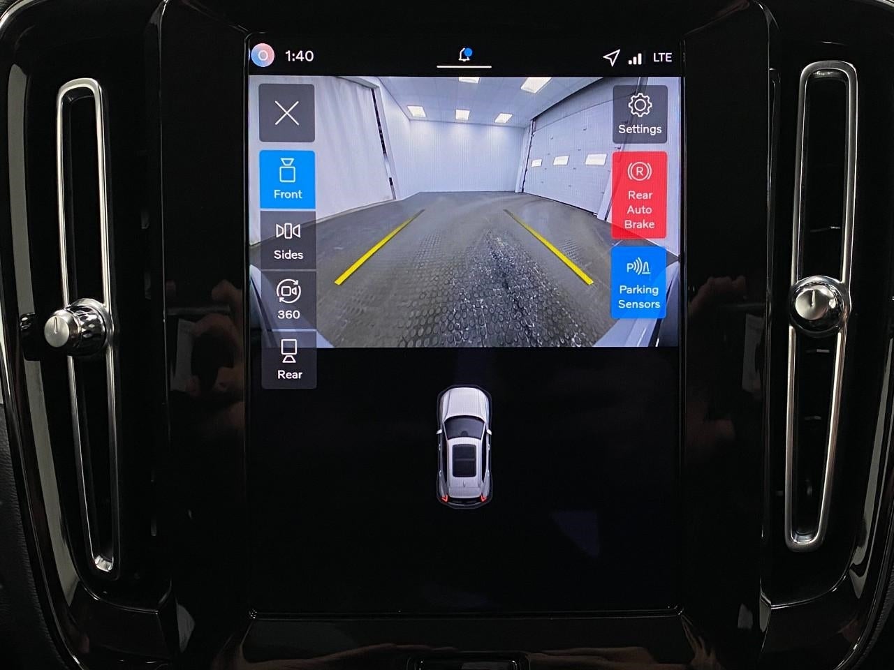 2026 Volvo XC40 B5 AWD Plus