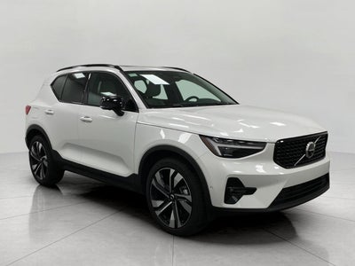 2026 Volvo XC40 B5 AWD Ultra