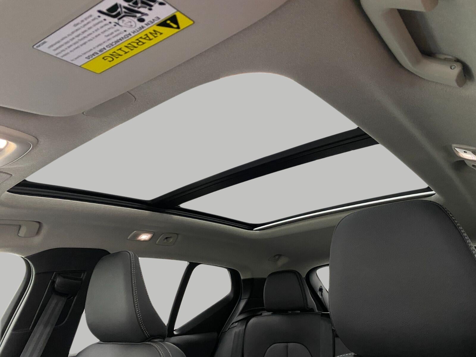 2026 Volvo XC40 B5 AWD Ultra