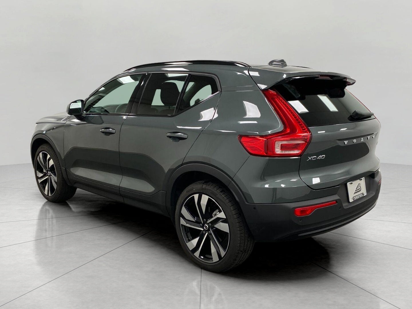 2026 Volvo XC40 B5 AWD Ultra
