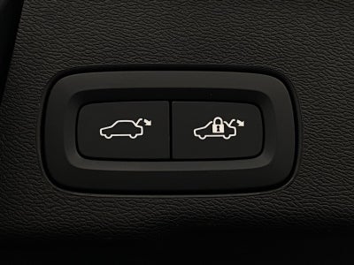 2026 Volvo XC60 B5 AWD Plus