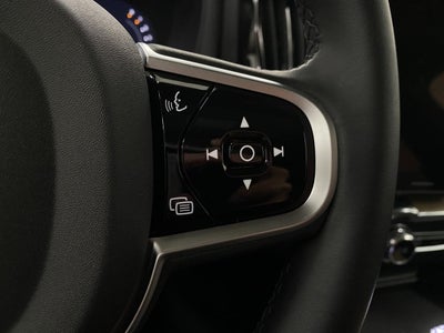 2026 Volvo XC60 B5 AWD Plus