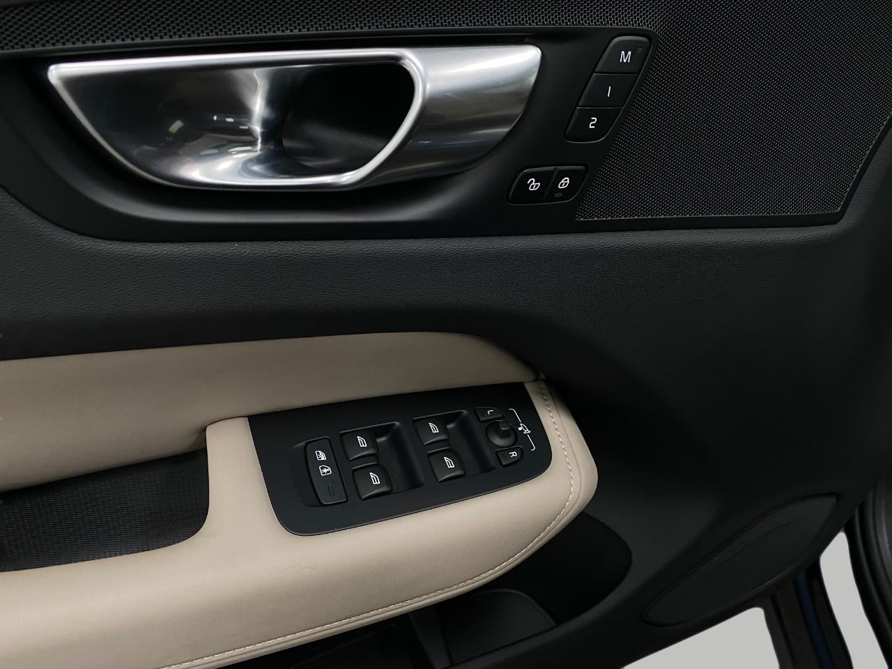 2026 Volvo XC60 B5 AWD Plus