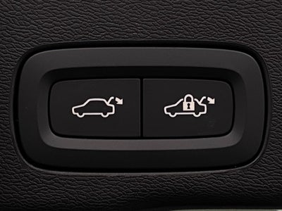 2026 Volvo XC60 B5 AWD Plus