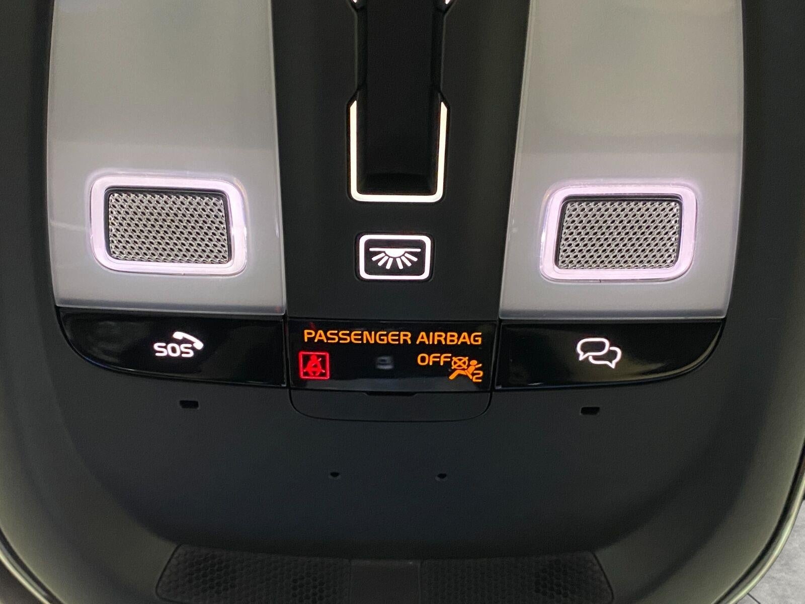 2026 Volvo XC60 Plus - Photo 28
