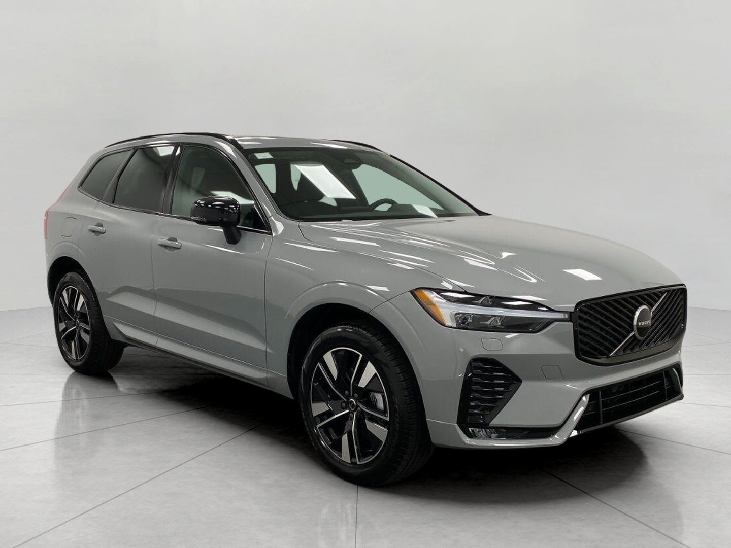 2026 Volvo XC60 B5 AWD Core